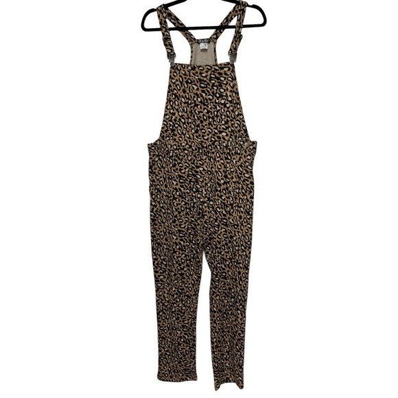 NWOT Venus Cheetah Print Relaxed Fit Overalls Jumpsuit Loungewear Size M - Picture 1 of 5